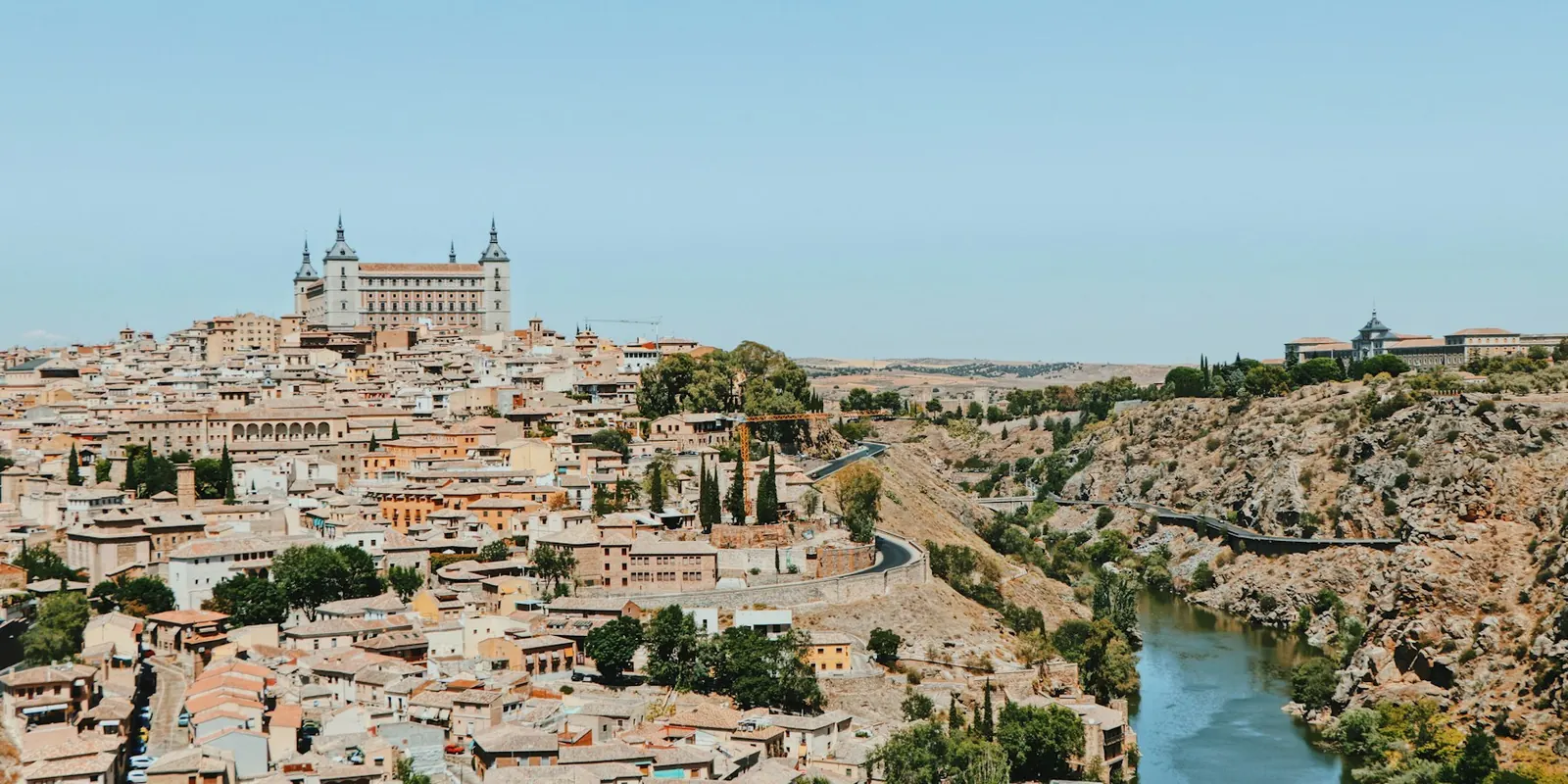 aspirantes auxiliar castilla la mancha Toledo y el río Tajo desde el mirador