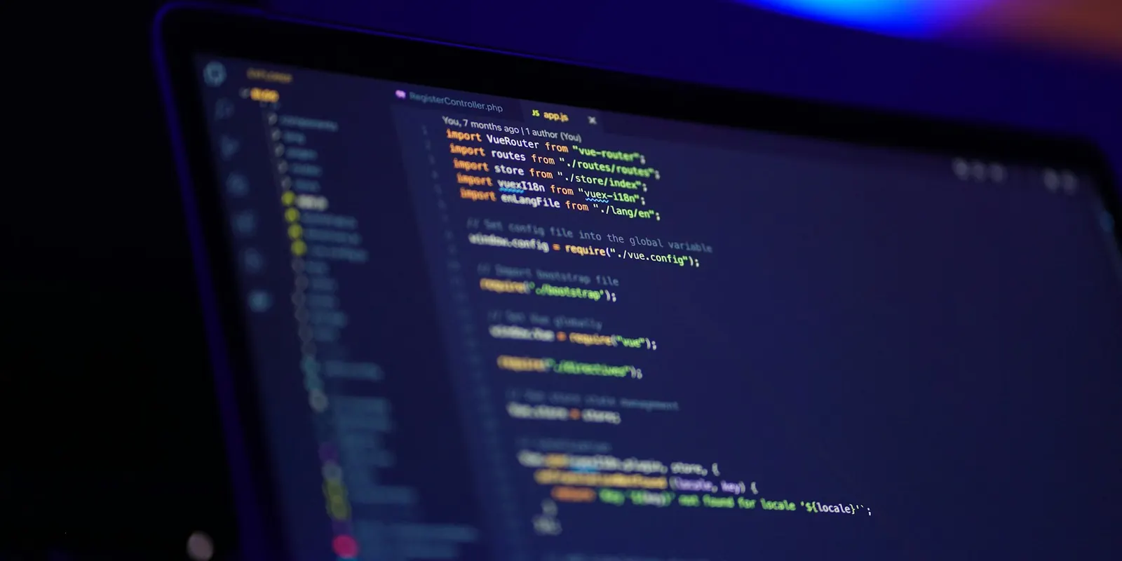 nota de corte tecnico informatica junta Monitor con código de programación